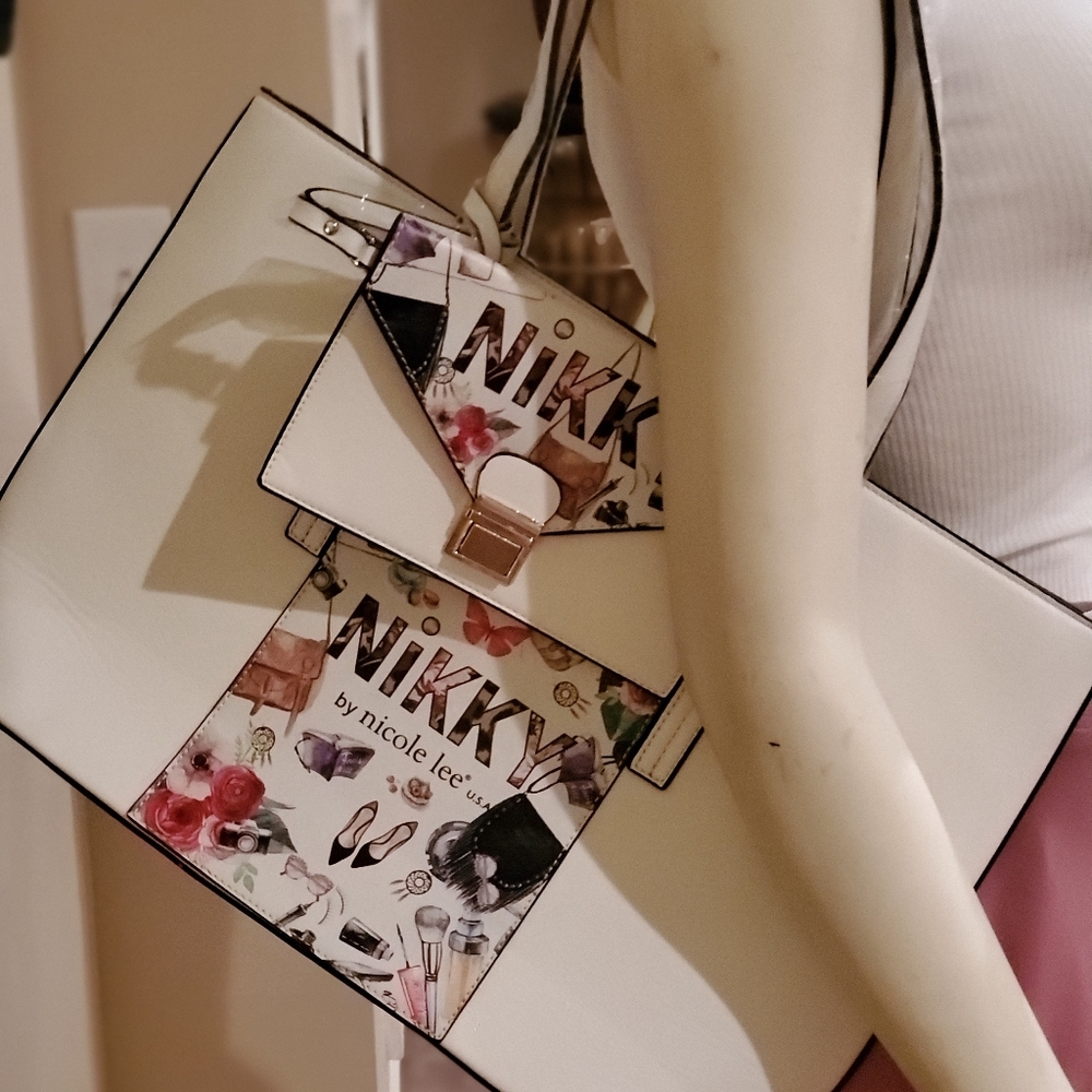 Nicole Lee Summer bag